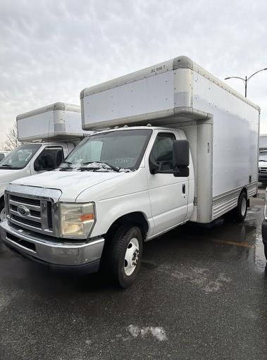 Used 2008 14 ' Box Truck for sale