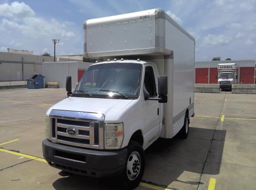Used 2009 14 ' Box Truck for sale