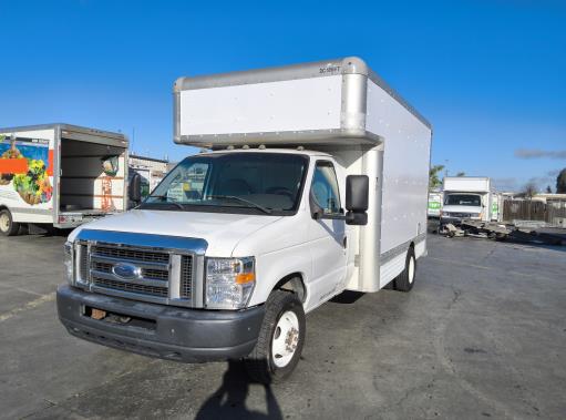 Used 2008 14 ' Box Truck for sale