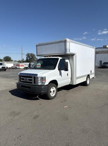Used 2008 14 ' Box Truck for sale