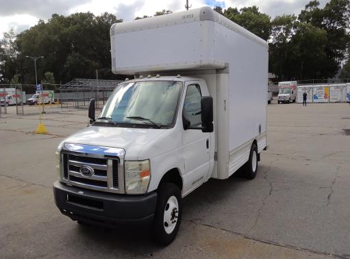 Used 2009 14 ' Box Truck for sale