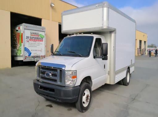 Used 2009 14 ' Box Truck for sale
