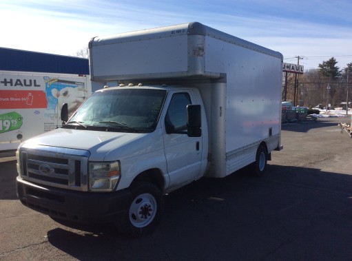 Used 2009 14 ' Box Truck for sale