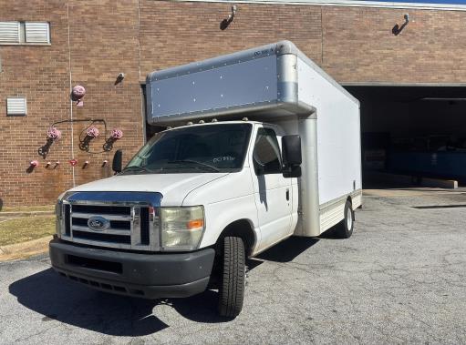 Used 2010 14 ' Box Truck for sale