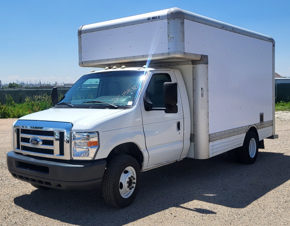 Used 2009 14 ' Box Truck for sale