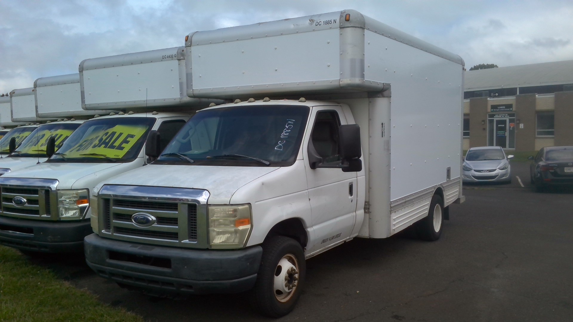 Used 2010 14 ' Box Truck for sale