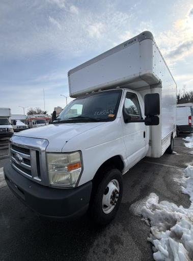 Used 2010 14 ' Box Truck for sale