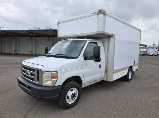 Used 2008 14 ' Box Truck for sale