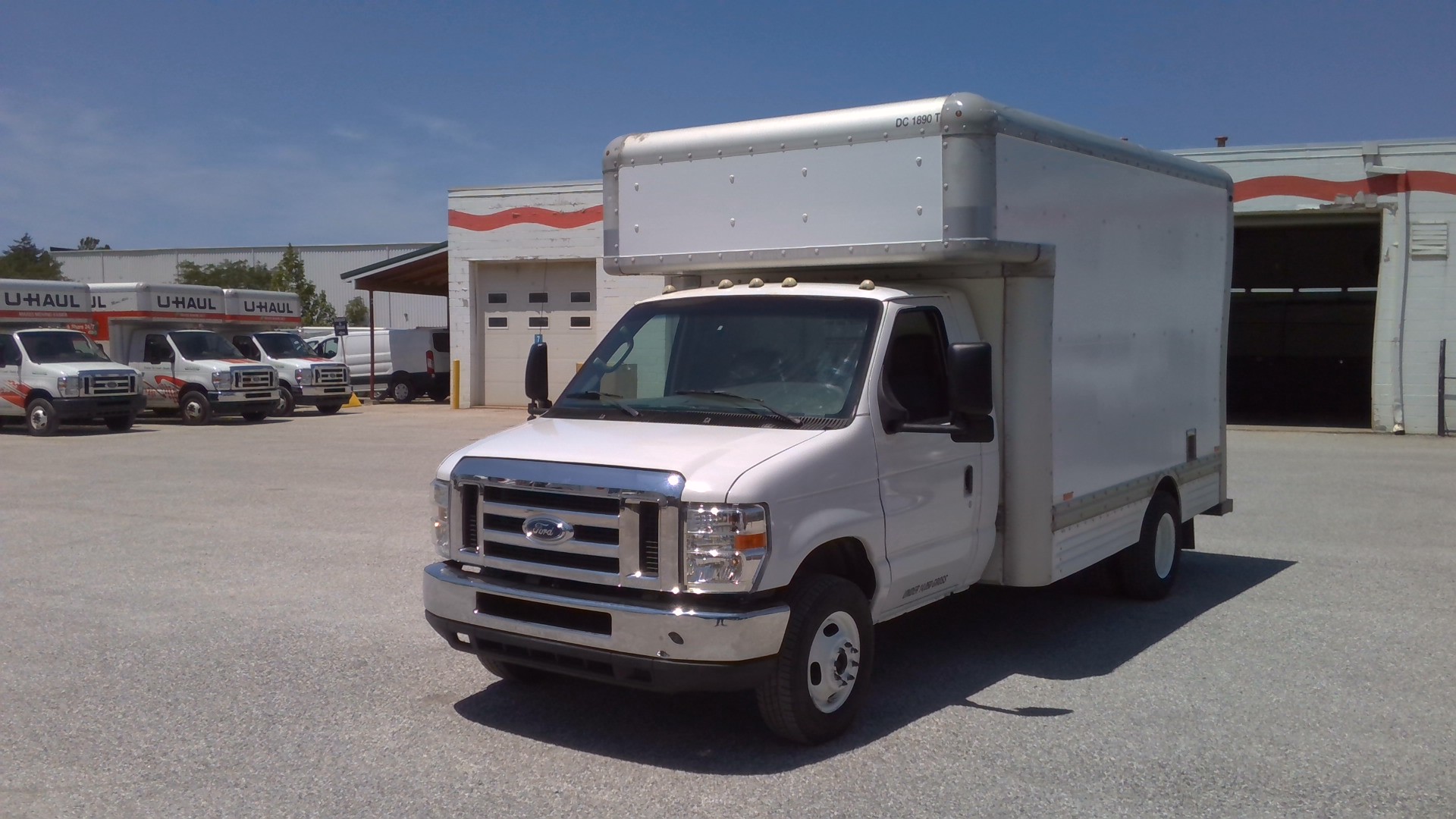Used 2008 14 ' Box Truck for sale