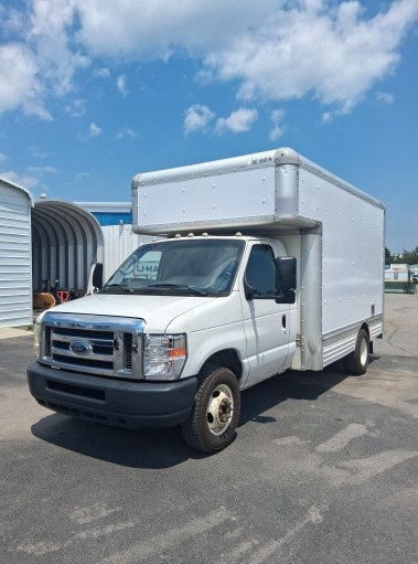 Used 2010 14 ' Box Truck for sale