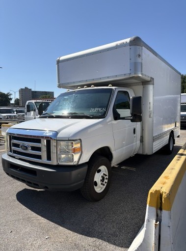 Used 2010 14 ' Box Truck for sale