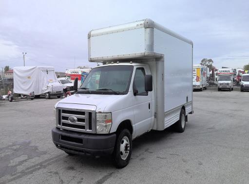 Used 2008 14 ' Box Truck for sale