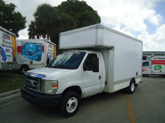 Used 2012 14 ' Box Truck for sale