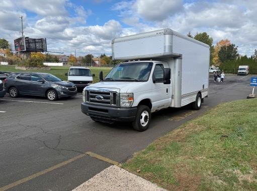 Used 2009 14 ' Box Truck for sale