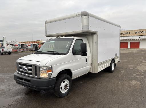 Used 2008 14 ' Box Truck for sale