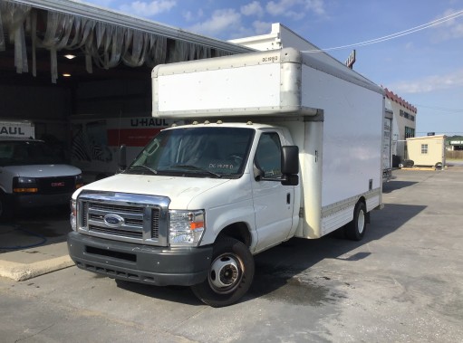 Used 2009 14 ' Box Truck for sale