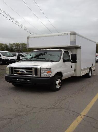 Used 2009 14 ' Box Truck for sale