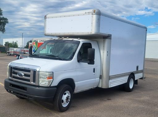 Used 2009 14 ' Box Truck for sale