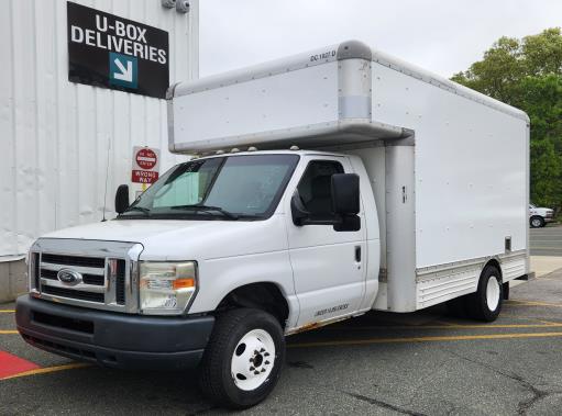 Used 2009 14 ' Box Truck for sale