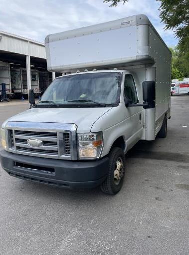 Used 2008 14 ' Box Truck for sale