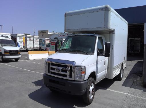 Camion usagé avec fourgon 2009 14 pi à vendre