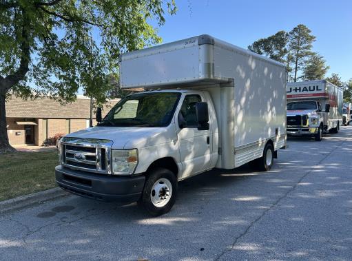Used 2010 14 ' Box Truck for sale