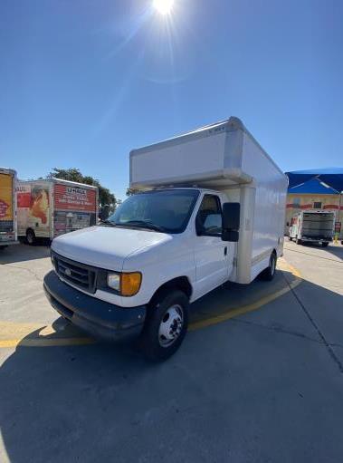Used 2007 14 ' Box Truck for sale