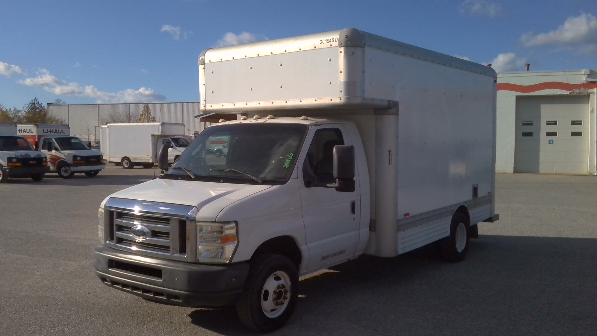 Used 2009 14 ' Box Truck for sale