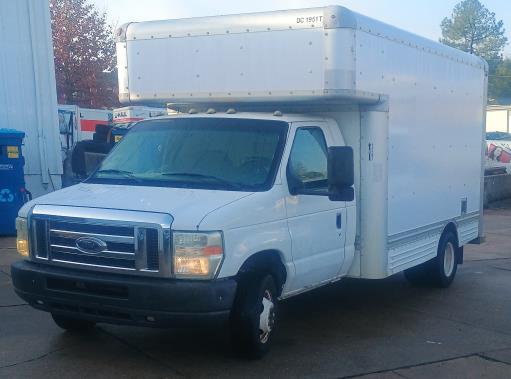 Used 2008 14 ' Box Truck for sale