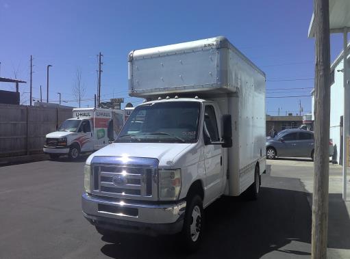 Used 2010 14 ' Box Truck for sale