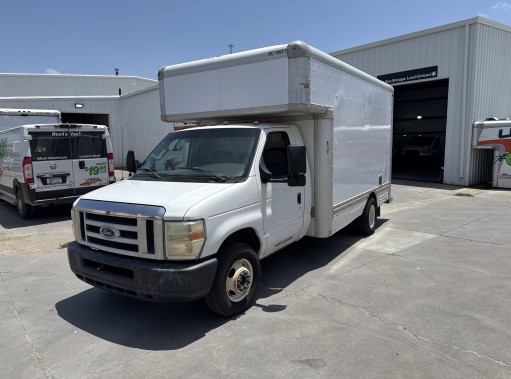 Used 2008 14 ' Box Truck for sale