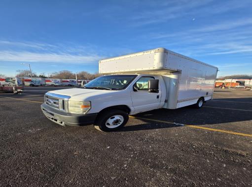 Used 2009 14 ' Box Truck for sale