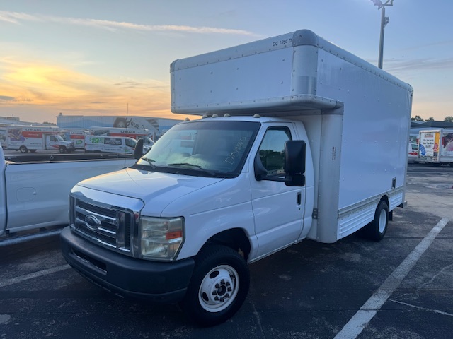 Used 2009 14 ' Box Truck for sale