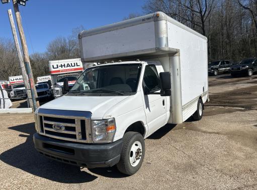 Used 2008 14 ' Box Truck for sale