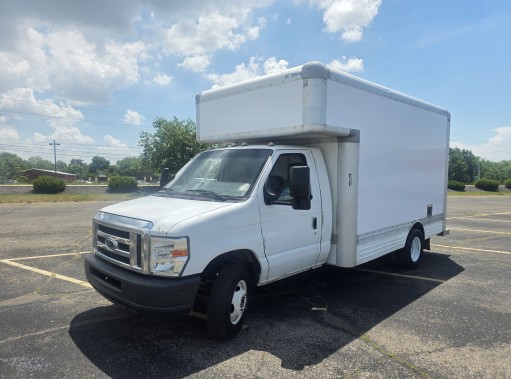Used 2012 14 ' Box Truck for sale