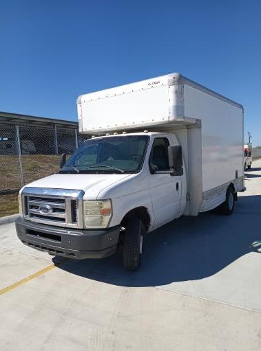 Used 2010 14 ' Box Truck for sale