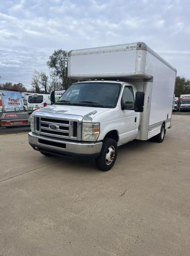 Used 2009 14 ' Box Truck for sale