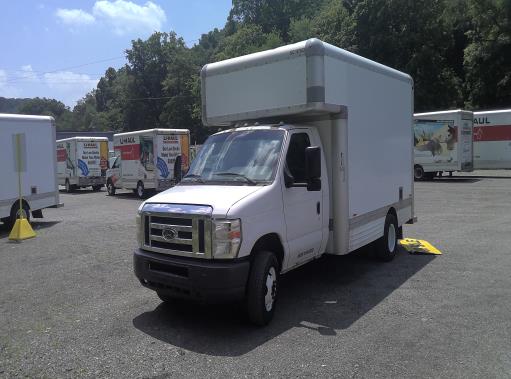 Used 2009 14 ' Box Truck for sale