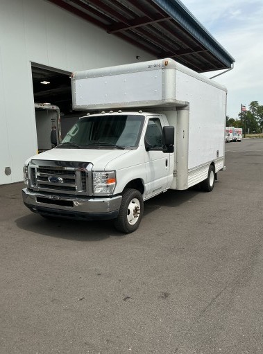 Used 2012 14 ' Box Truck for sale