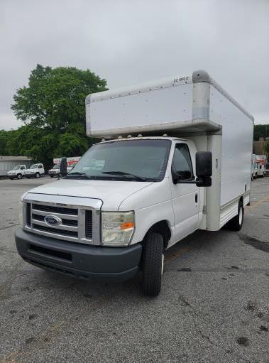 Used 2009 14 ' Box Truck for sale