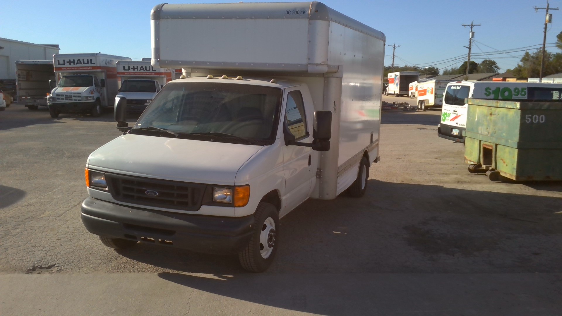 2007 14' Box Truck for Sale in Lubbock, TX 79411 UHaul Truck Sales
