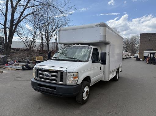 Used 2008 14 ' Box Truck for sale