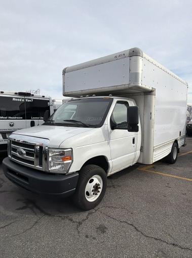 Used 2010 14 ' Box Truck for sale