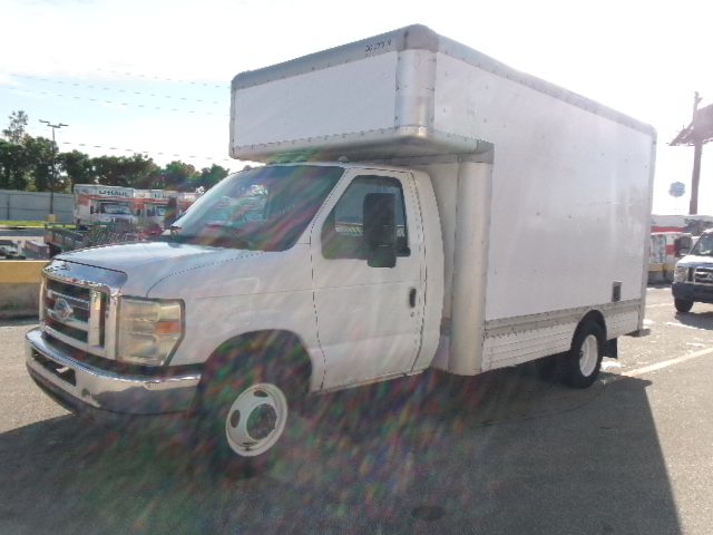 Used 2010 14 ' Box Truck for sale