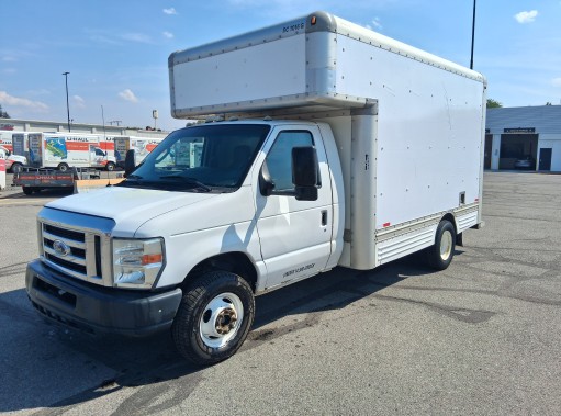 Used 2012 14 ' Box Truck for sale