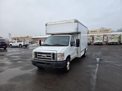 Used 2010 14 ' Box Truck for sale