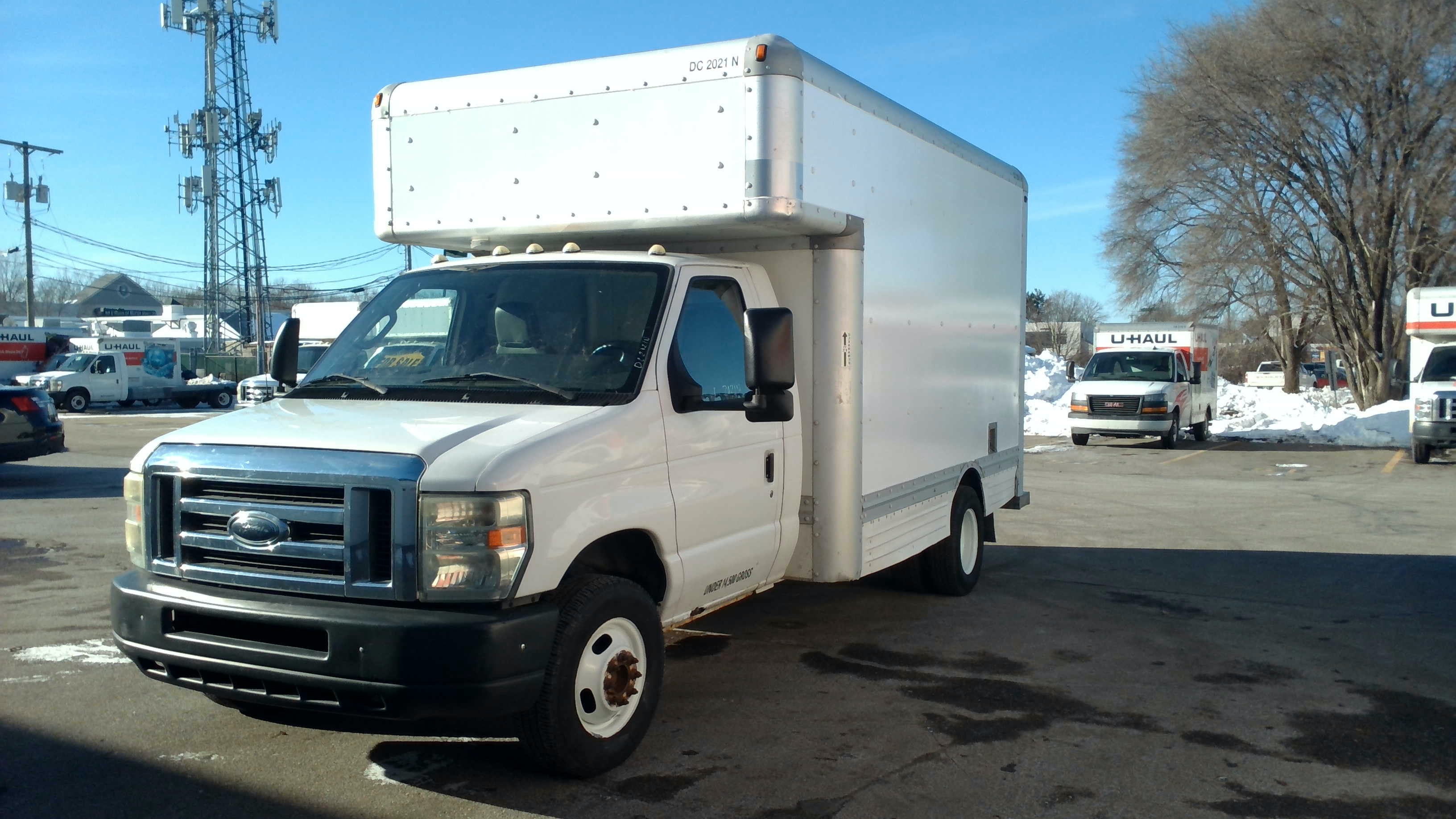Used 2010 14 ' Box Truck for sale
