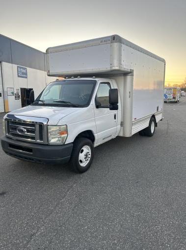 Used 2010 14 ' Box Truck for sale