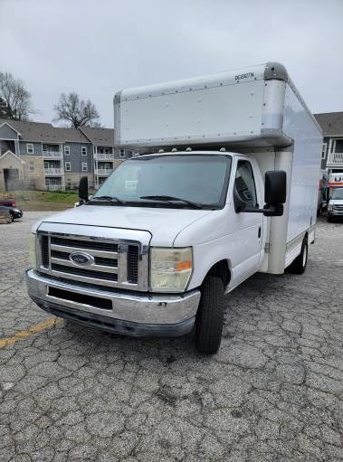 Used 2010 14 ' Box Truck for sale