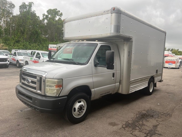 Used 2008 14 ' Box Truck for sale